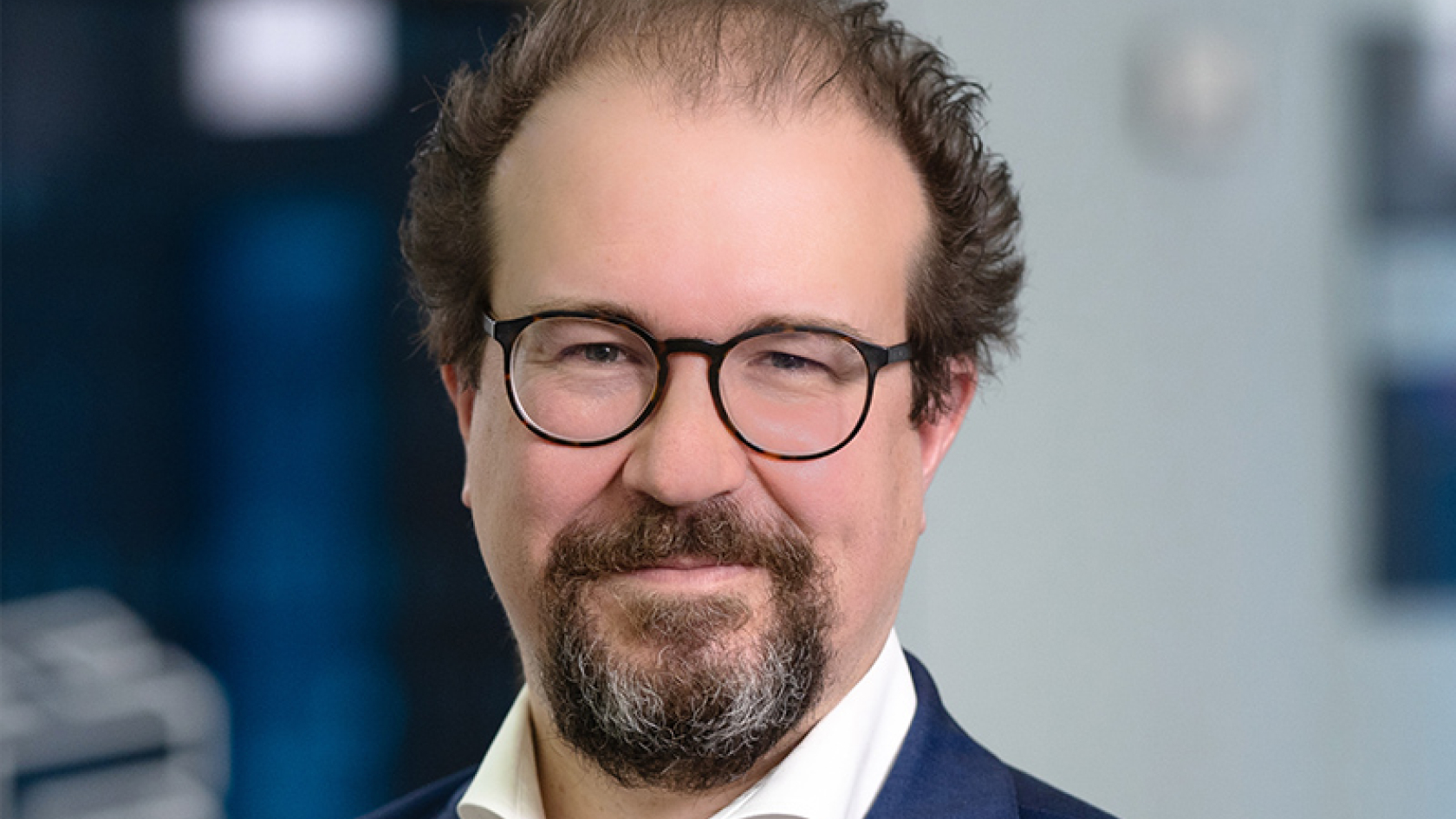 Dr. Christian Elsner